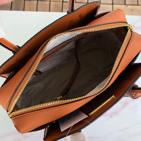 マイケルコースバッグ全体デザイン